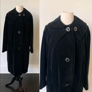 Vintage 1950’s Mid Century Mod Black Velvet Coat